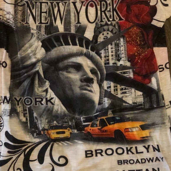 NYC Statue of Liberty Bling T-Shirt Size Large - Picture 9 of 9